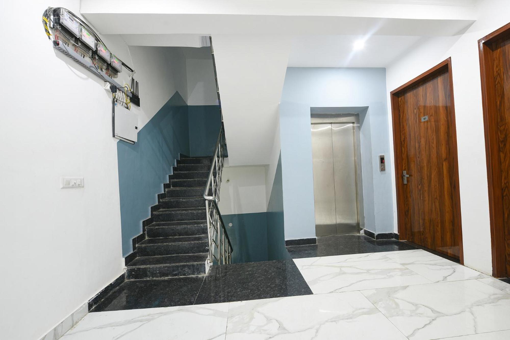 Fabhotel Wonderland Studio Rooms Gurgaon Extérieur photo