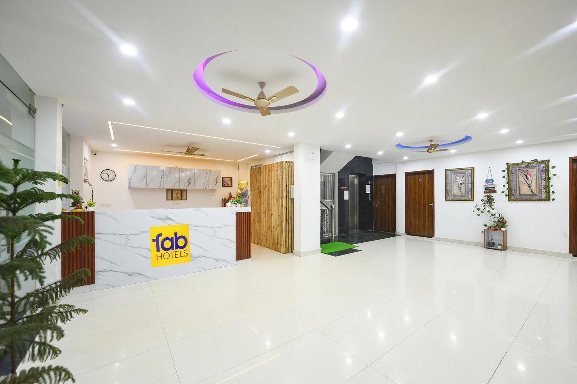 Fabhotel Wonderland Studio Rooms Gurgaon Extérieur photo